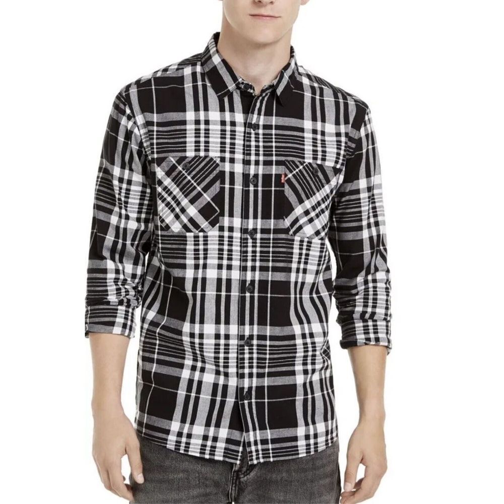 🔥5/25 sale🔥 Levi’s Men’s Button-Down Long Sleeves Black & White Plaid Shirt